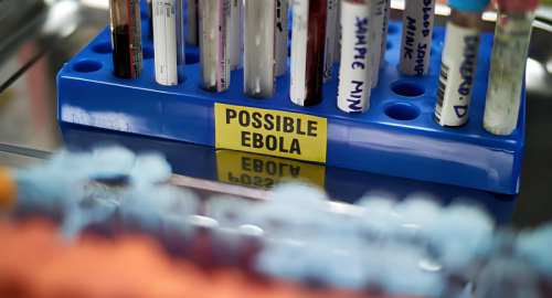 Ebola in Congo, nave negativa vicino Kinshasa ma l�epidemia accelera